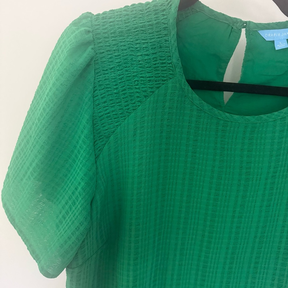 Draper James Vibrant Green Textured Blouse